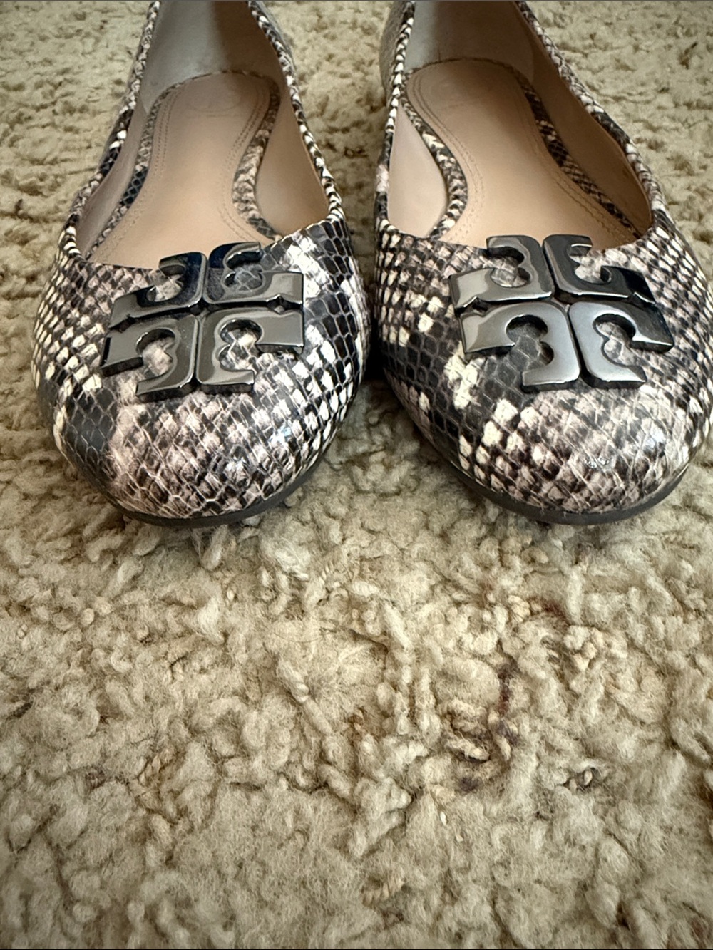 Tory Burch-Inspired Snakeskin Ballet Flats in Neutral Taupe/Gray, 9 - Picture 6 of 7